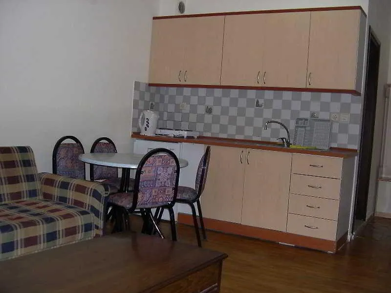 Ozukara Apart 1 Gumbet Turkey